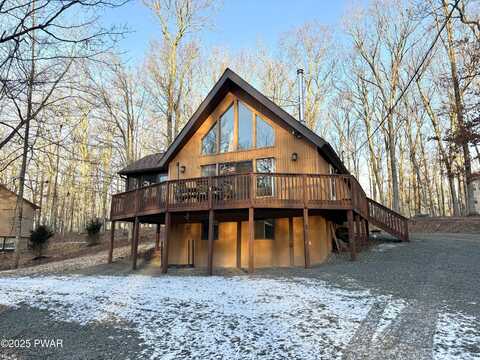 103 Laurel Road, Lackawaxen, PA 18435