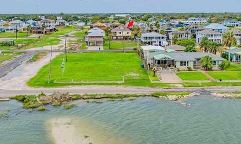 928 S Magnolia, ROCKPORT, TX 78382