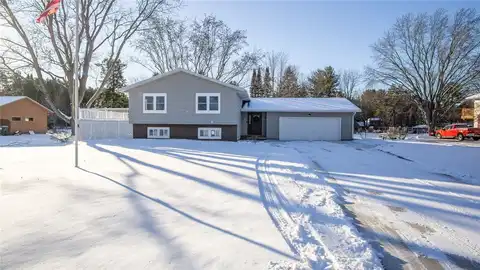 4348 Meadow Lane, Eau Claire, WI 54701