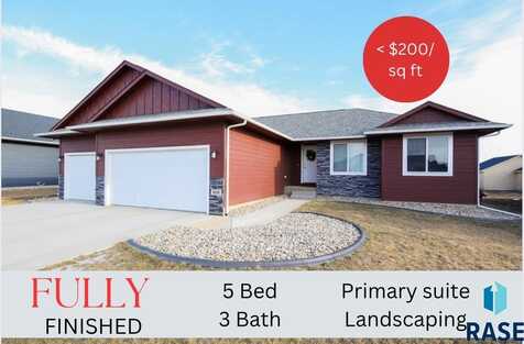 808 N Juniper St, Lennox, SD 57039