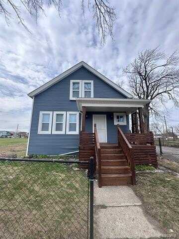 8857 CHARLEVOIX Street, Detroit, MI 48214