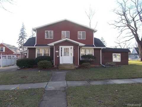 345 W BUSH Street W, Caro, MI 48723