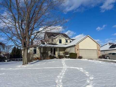 2502 GOLFVIEW Circle, Fenton, MI 48430