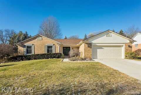 4361 GAYLORD Drive, Troy, MI 48098