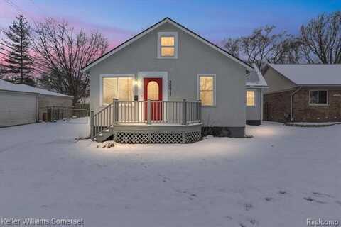 30017 5TH Street, Saint Clair Shores, MI 48082