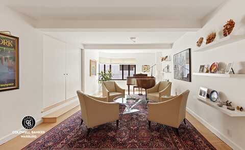 25 West 54th Street, New York, NY 10019