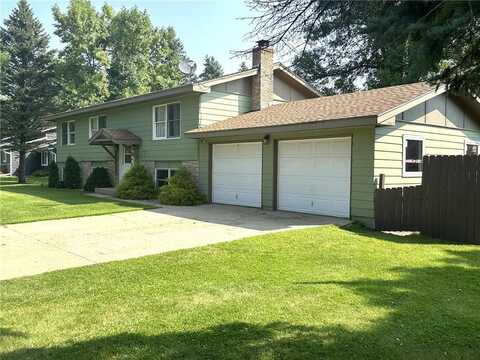 1417 Ridgeview Terrace NE, Alexandria, MN 56308