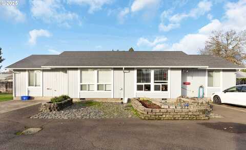 1632 NW CALKINS AVE, Roseburg, OR 97471