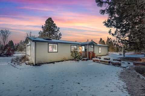 11218 E Laurel Rd, Elk, WA 99009