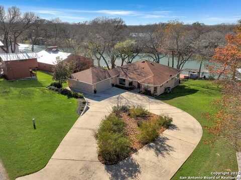 150 TURTLE LN, Seguin, TX 78155