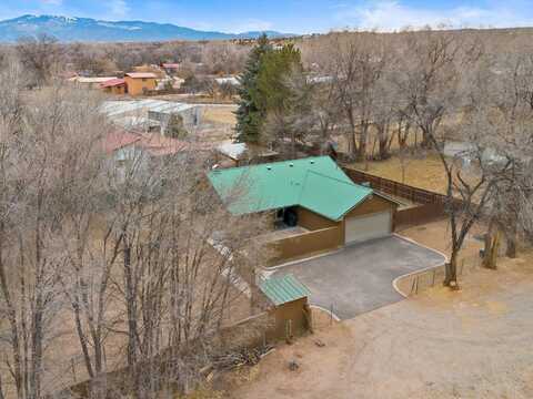 407 County Road 84, Santa Fe, NM 87506