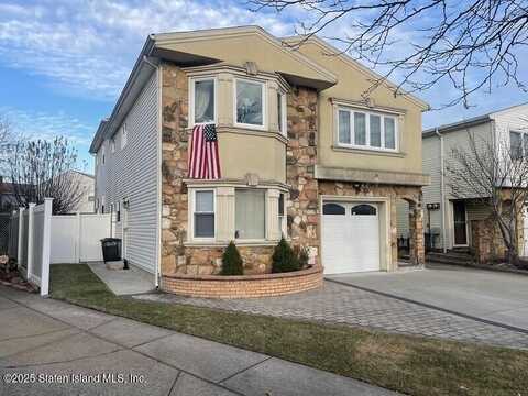 24 Purdue Court, Staten Island, NY 10314