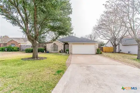 715 Twin Oaks Drive, Temple, TX 76504