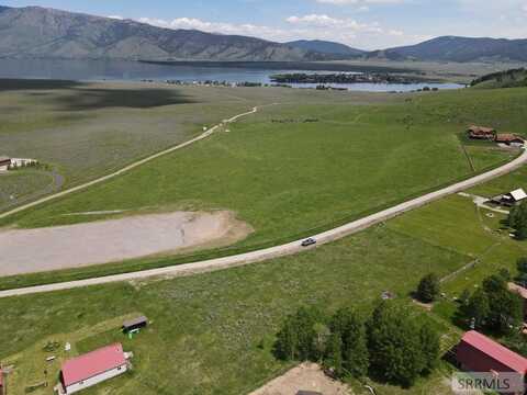 3800 Sawtelle Meadows Drive, Island Park, ID 83429