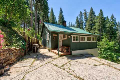 47824 Brammer Purl Road, Oakhurst, CA 93644