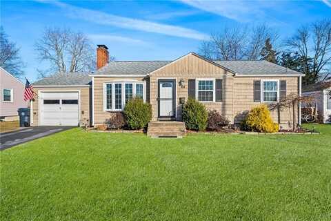 64 Claypool Drive, Warwick, RI 02886