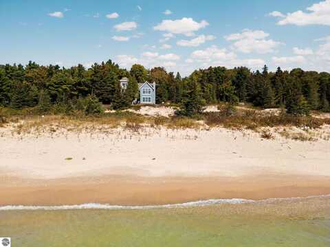 29320 Betsy Smith, Beaver Island, MI 49782