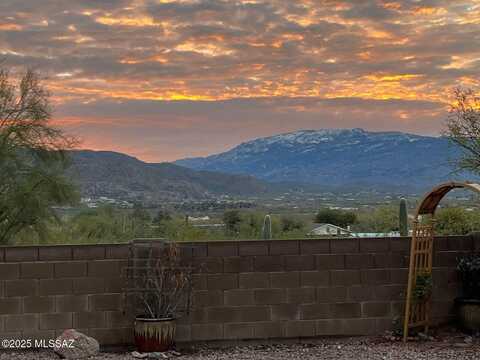 4324 N Windridge Loop, Tucson, AZ 85749