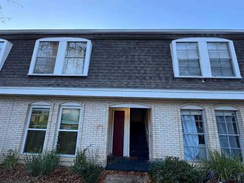 2020 Continental Avenue, Tallahassee, FL 32304