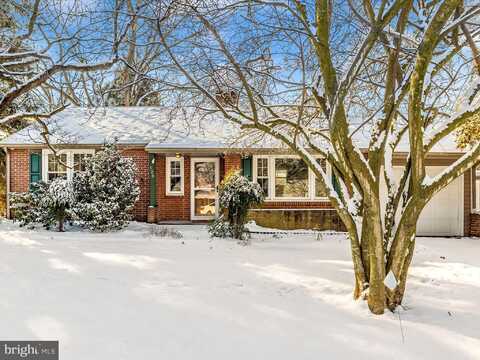 126 N COLONIAL DRIVE, HAGERSTOWN, MD 21742