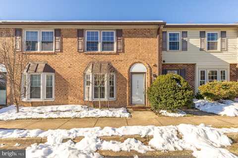 5704 INDEPENDENCE CIRCLE, ALEXANDRIA, VA 22312