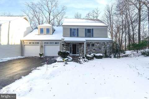 2086 ROSEWOOD LANE, YORK, PA 17403