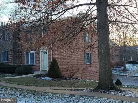 1006 CHAMBERS RIDGE, YORK, PA 17402