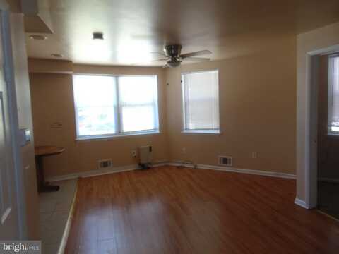 2985 YORKSHIP SQUARE, CAMDEN, NJ 08104