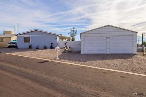 31876 Carefree Drive, Parker, AZ 85344