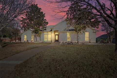 306 Cobblestone Lane, Crawford, TX 76638