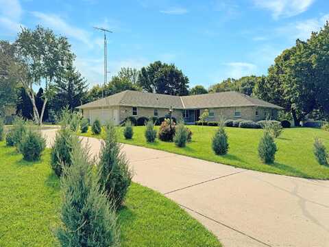 Whipple, FARIBAULT, MN 55021