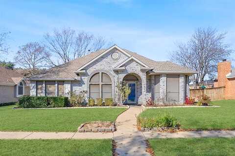 Debbie, ROWLETT, TX 75089