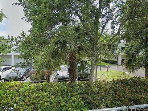 Lucerne, Lake Worth, FL 33460