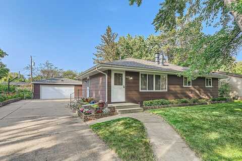 100Th, MAPLE GROVE, MN 55369