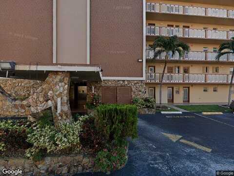 12Th, HALLANDALE BEACH, FL 33009