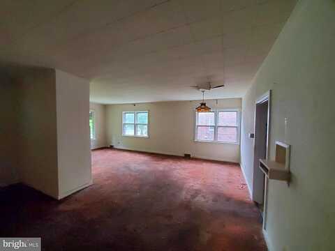 Colonial, HARRISBURG, PA 17109