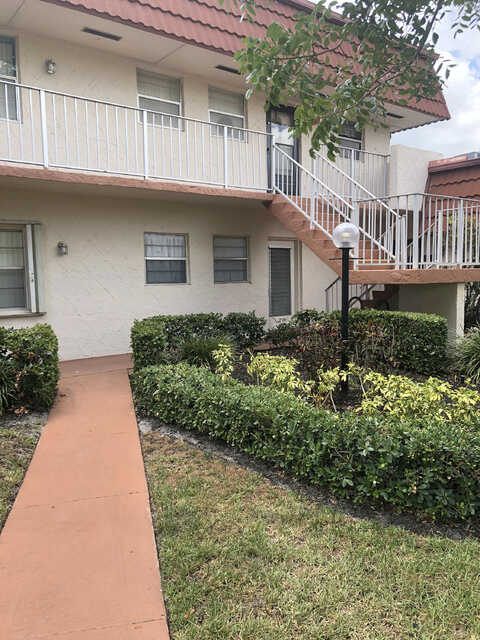 Poinciana Blvd, Royal Palm Beach, FL 33411