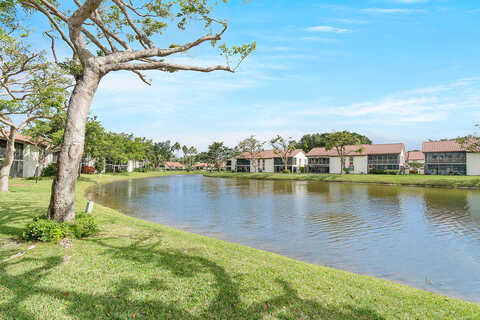 Tropic Palm Ave, Boynton Beach, FL 33437