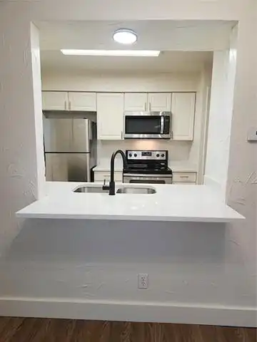 Skillman Street #306, Dallas, TX 75231