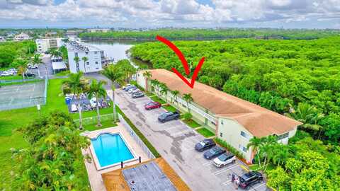 Ne 6Th Ct, Boynton Beach, FL 33435