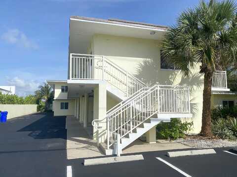 N Ocean Blvd, Ocean Ridge, FL 33435