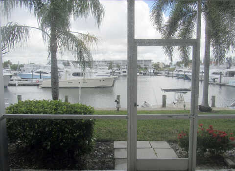 Yacht Club Dr, North Palm Beach, FL 33408