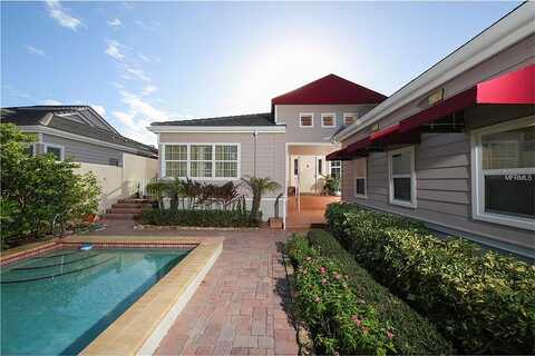 Winding Oaks Dr, Longboat Key, FL 34228