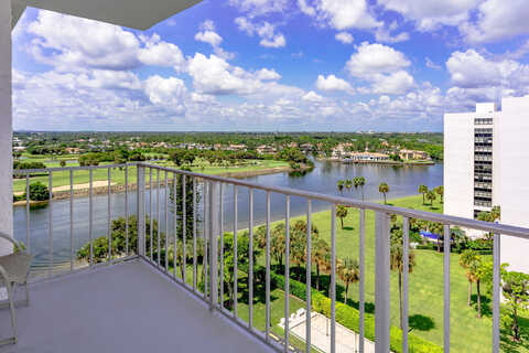 Golfview Rd, North Palm Beach, FL 33408