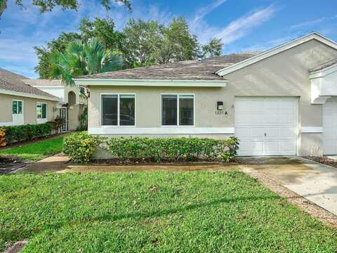 Vineland Ct, Boca Raton, FL 33496