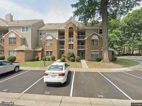 Windbrook Cir, Newport News, VA 23602