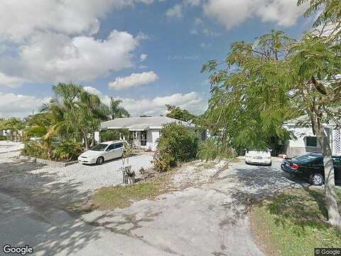 W Palm St, Lantana, FL 33462