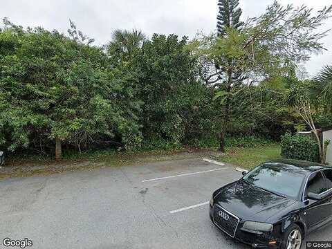 Sable Pine Cir, West Palm Beach, FL 33417