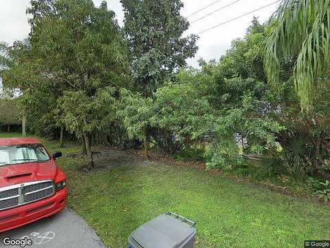 Sable Pine Cir, West Palm Beach, FL 33417