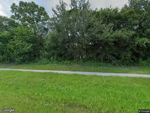 Vero South Cir Sw, Vero Beach, FL 32962